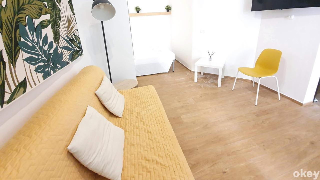 Апартаменти Loft11 - Bari Policlinico Екстер'єр фото